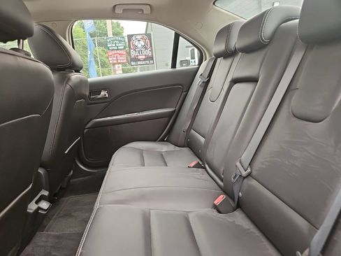 Used 2010 Ford Fusion Hybrid FWD image 17