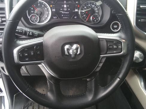 Used 2022 RAM 1500 Laramie image 14