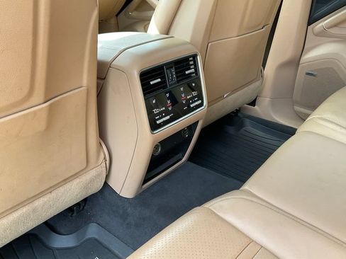 Used 2019 Porsche Cayenne S AWD/4WD image 42