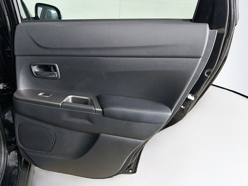 Used 2025 Mitsubishi Outlander Sport SE image 29