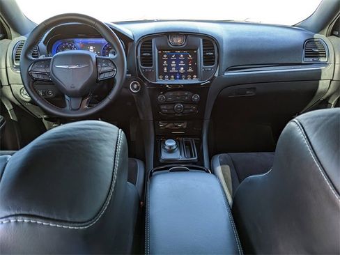 Used 2020 Chrysler 300 S w/ 300S Premium Group image 15
