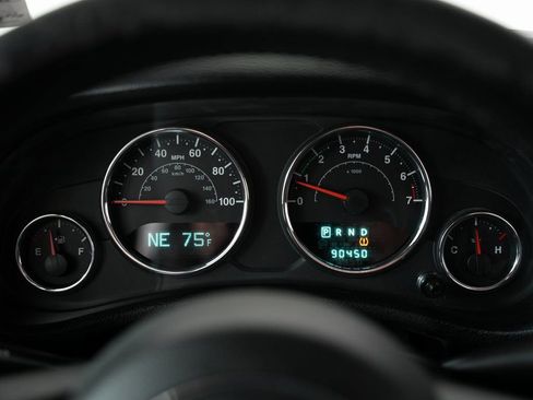 Used 2013 Jeep Wrangler Sport w/ Connectivity Group AWD/4WD image 16