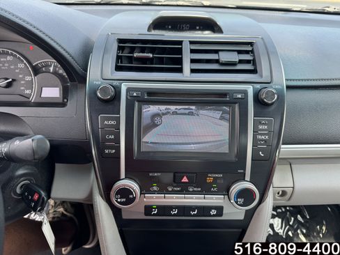 Used 2014 Toyota Camry LE FWD image 18