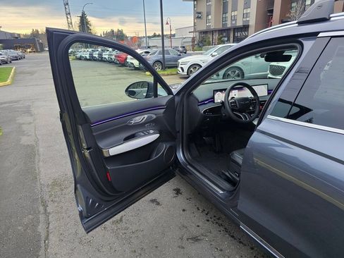 New 2026 Genesis GV70 2.5T Advanced image 20