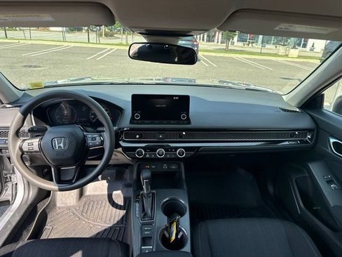 Used 2023 Honda Civic LX image 15