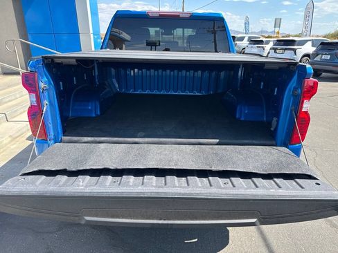 Used 2022 Chevrolet Silverado 1500 Custom w/ LPO, Dark Essentials Package AWD/4WD image 7