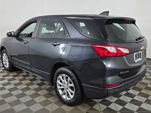 Used 2020 Chevrolet Equinox LS AWD/4WD image 6