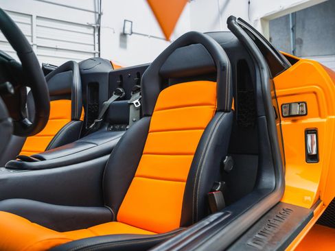 Used 2005 Lamborghini Murcielago Roadster AWD/4WD image 41