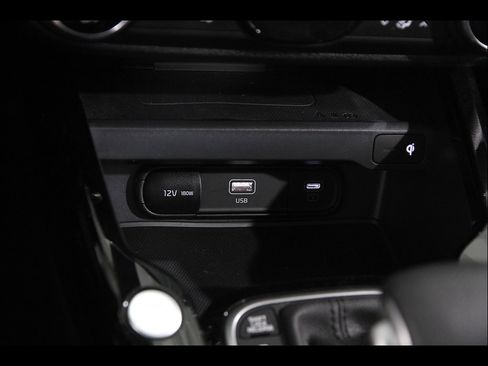 Used 2025 Kia Soul S FWD image 14