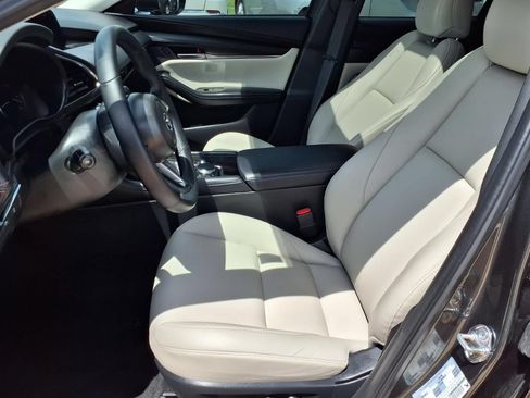 Used 2025 MAZDA MAZDA3 s FWD image 24