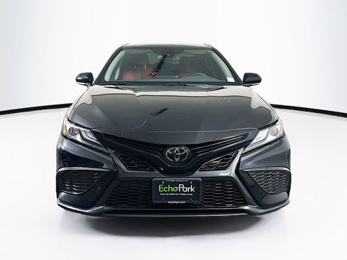 Used 2021 Toyota Camry XSE FWD image 2