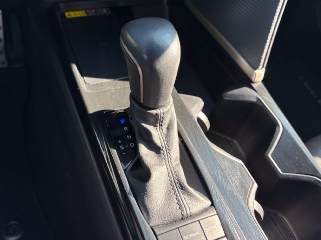 Certified 2025 Toyota Camry SE FWD image 36