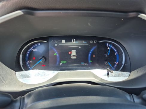 Used 2024 Toyota RAV4 XLE AWD/4WD image 10