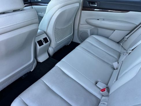 Used 2013 Subaru Legacy 2.5i Limited image 4