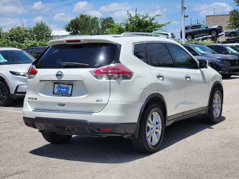Used 2015 Nissan Rogue SV w/ SV Premium Package FWD image 6