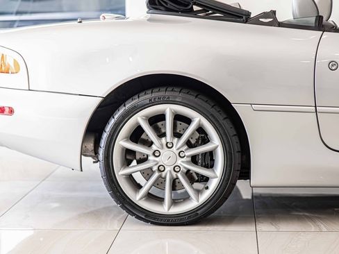 Used 2002 Aston Martin DB7 Vantage image 11