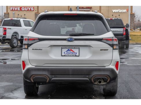 Used 2025 Subaru Forester Sport image 4