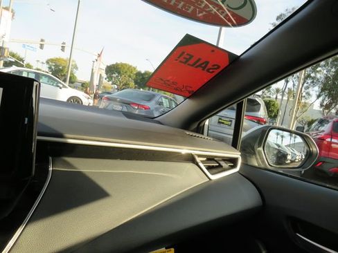 Certified 2026 Toyota Corolla SE image 29