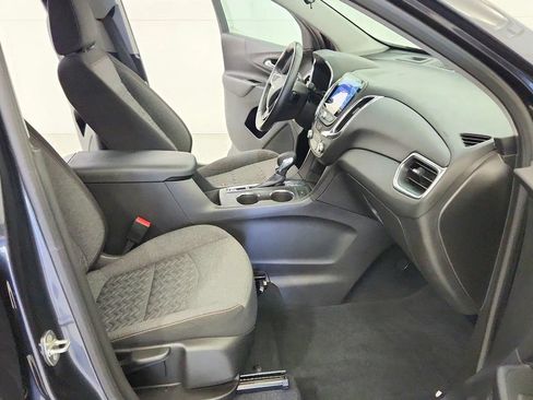 Used 2022 Chevrolet Equinox LT FWD image 28