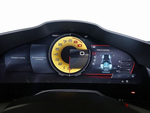 Used 2025 Ferrari SF90 Spider Base image 22