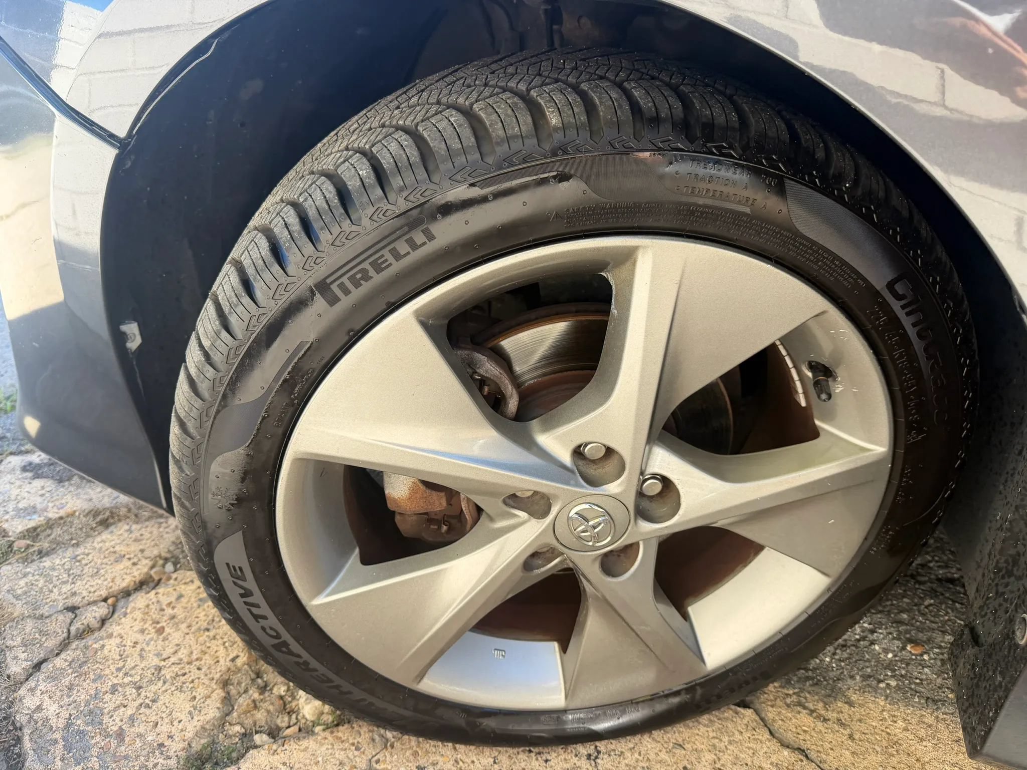 Used 2012 Toyota Camry SE FWD image 23