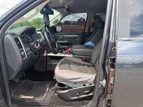 Used 2015 RAM 1500 Lone Star RWD image 33