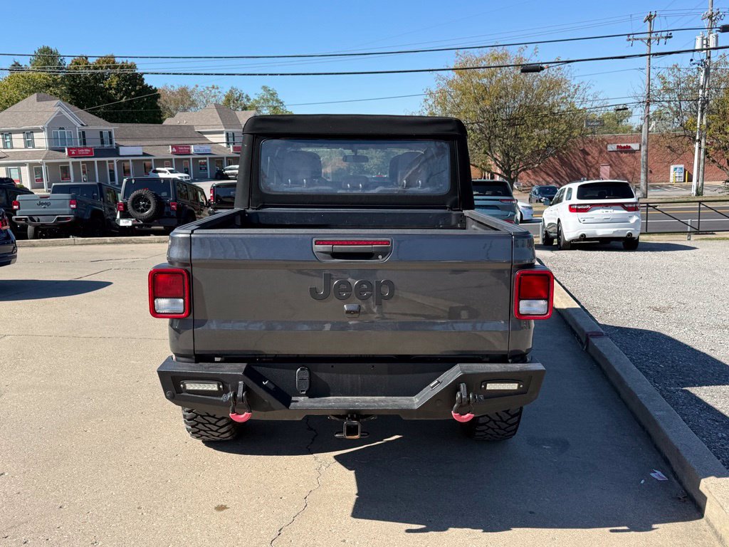 Used 2024 Jeep Gladiator Sport AWD/4WD image 7