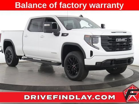 Used 2025 GMC Sierra 1500 Elevation AWD/4WD image 1