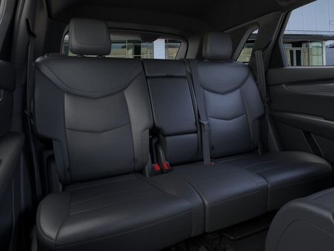 New 2026 Cadillac XT5 Luxury image 18