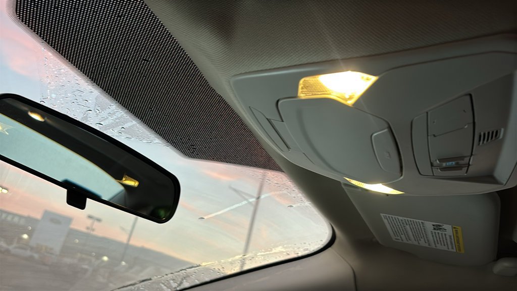 Used 2018 Ford Focus Titanium FWD image 22