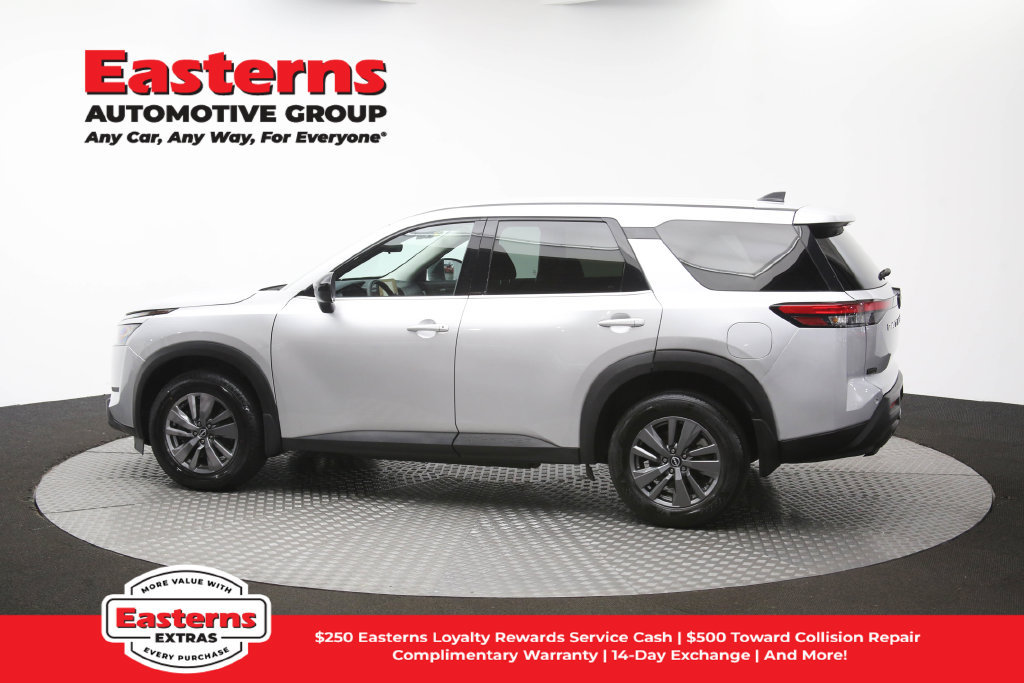 Used 2023 Nissan Pathfinder S AWD/4WD image 61
