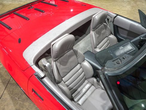 Used 1991 Chevrolet Corvette Convertible image 18
