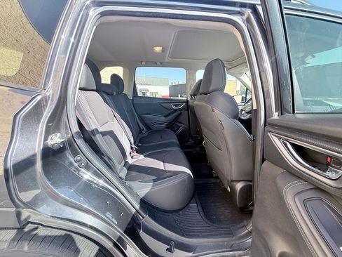 Used 2019 Subaru Forester Premium w/ Popular Package #1 AWD/4WD image 12