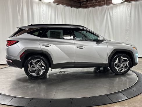 Used 2022 Hyundai Tucson Limited AWD/4WD image 6