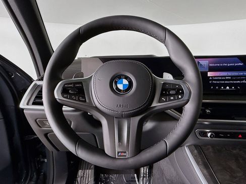 New 2026 BMW X5 xDrive40i w/ M Sport Package AWD/4WD image 11