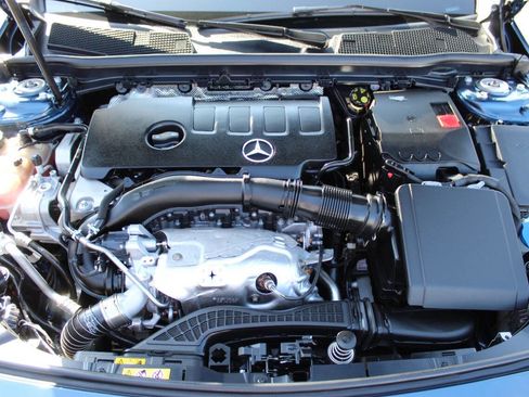 Used 2020 Mercedes-Benz CLA 250 image 8