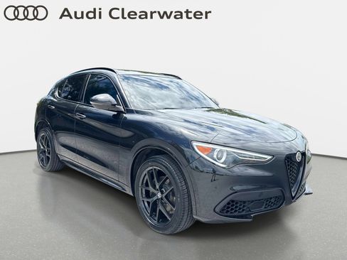 Used 2021 Alfa Romeo Stelvio Ti Sport AWD/4WD image 7