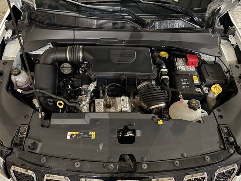 Used 2023 Jeep Compass Limited w/ Elite Group image 17