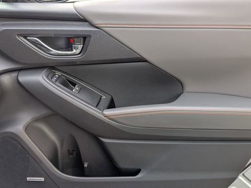 Certified 2025 Subaru Crosstrek 2.5i Limited image 35