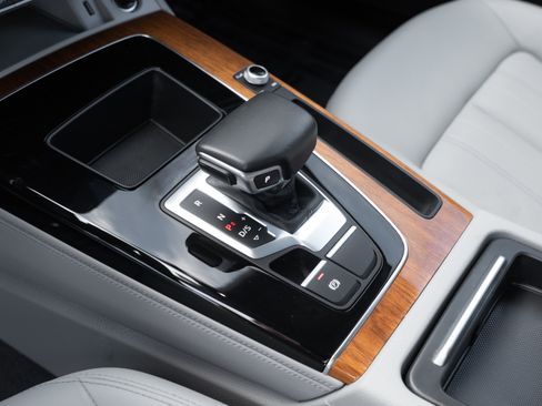 Certified 2022 Audi Q5 2.0T Premium Plus image 17