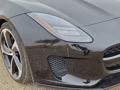 Used 2020 Jaguar F-TYPE Coupe image 9