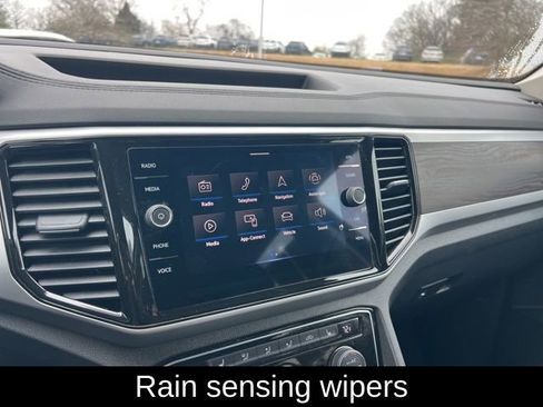 Used 2023 Volkswagen Atlas SE image 15