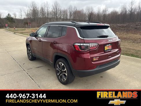 Used 2022 Jeep Compass Limited image 7