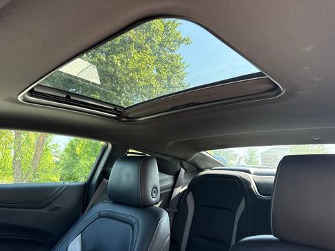 Used 2017 Chevrolet Camaro LT RWD image 19