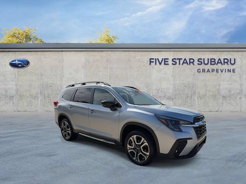 Used 2026 Subaru Ascent Limited AWD/4WD image 2