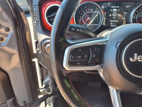 Used 2021 Jeep Wrangler Unlimited Rubicon AWD/4WD image 30