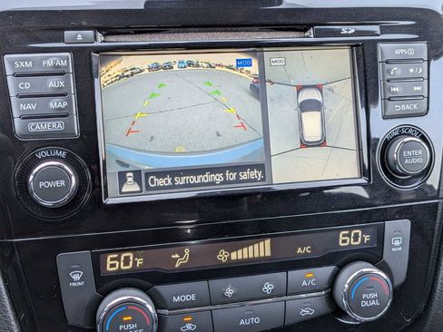 Used 2017 Nissan Rogue Sport SL w/ SL Premium Package image 29