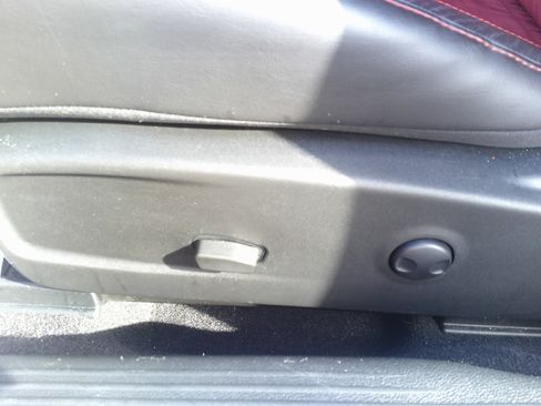 Used 2022 Dodge Challenger GT w/ Plus Package image 14