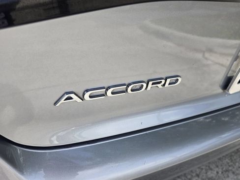 Used 2025 Honda Accord SE image 13