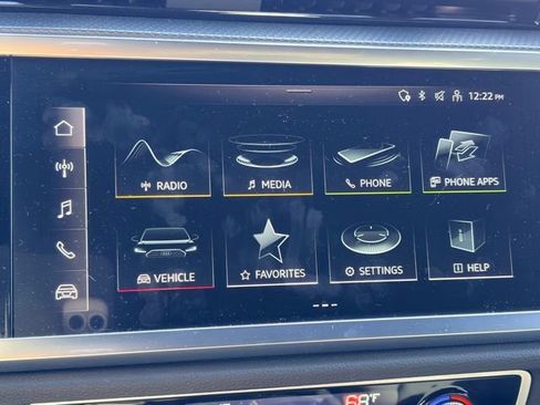 Used 2025 Audi Q3 2.0T Premium Plus w/ Premium Plus Package image 9